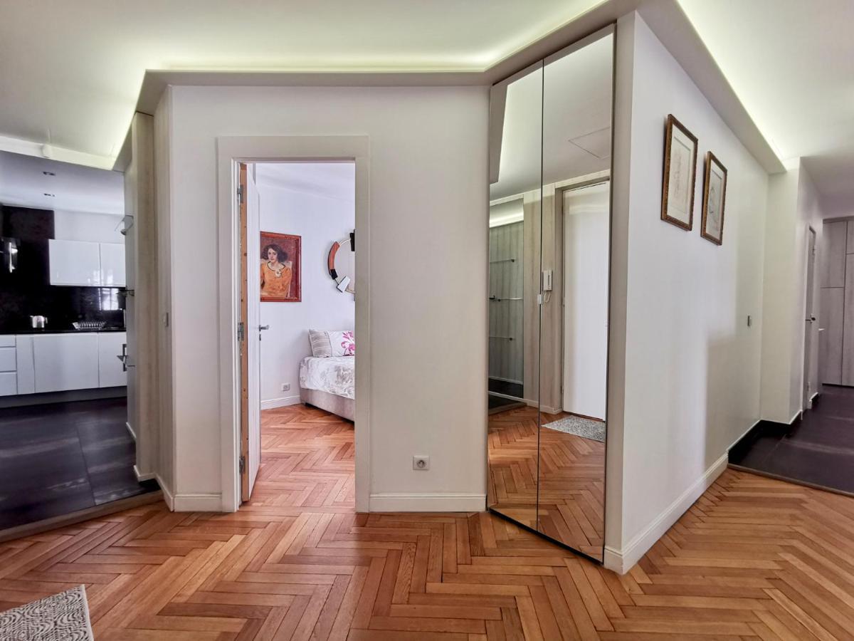 Ferienwohnung Luxury Baquis Nizza Exterior foto